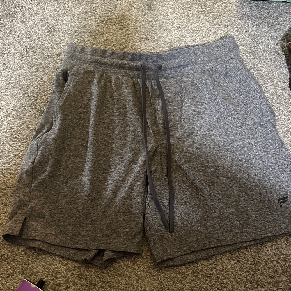 Men’s Fabletics shorts size small